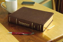 NASB Thompson Chain-Reference Bible Leathersoft Brown Comfort Print